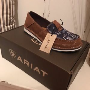 Ariat Cruiser